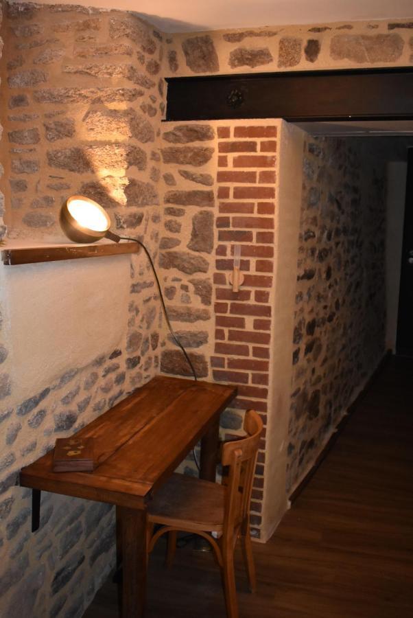 Le Duclos, Appartement Rez-De-Jardin Dinan Centre Exterior foto